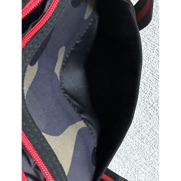 GIRLIE GIRL‎ ORIGINALS Tote Crossbody Purse Women Camo Red Stripe Neoprene Bag - Picture 7 of 14